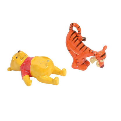 SALT & PEPPER SHAKER SET: POOH & TIGGER