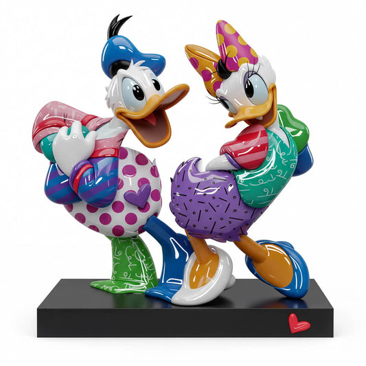 DAISY & DONALD IN LOVE FIGURINE